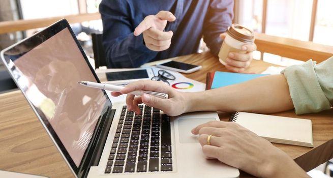 ASX Dividend Watch: Seven Stocks Offering Yields Above 7%