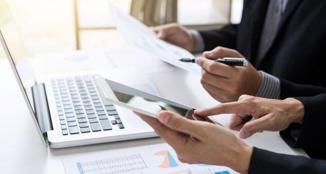 Can Customer Acquisition Drive Significant Market Share Gains for Superloop (ASX:SLC)?