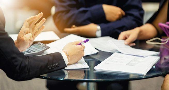 Macquarie Sees Upside in QBE Insurance Shares, Reaffirms 'Outperform' Call