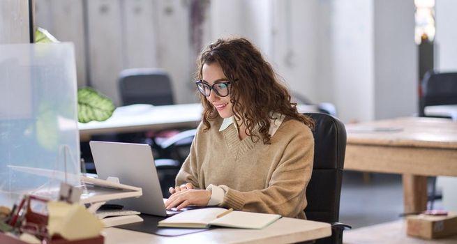 Why Fleetwood (ASX:FWD) Stock Is Declining: Market Skepticism on Affordability Housing Cycle