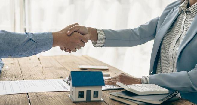 Growthpoint Properties Trades Lower Despite Stable Cash Flows and High Occupancy