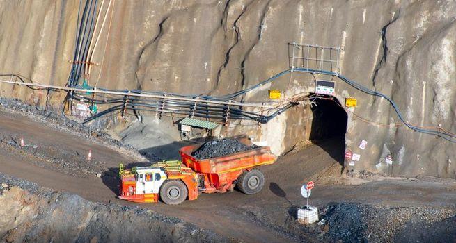 Auking Mining (ASX:AKN) Retreats 15.38% as Speculative Mining Stock Gives Back Recent Gains