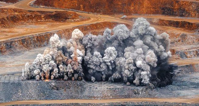 Deep Yellow (ASX:DYL) Slides as Investors Weigh Capital Raise Amid Uranium Market Volatility