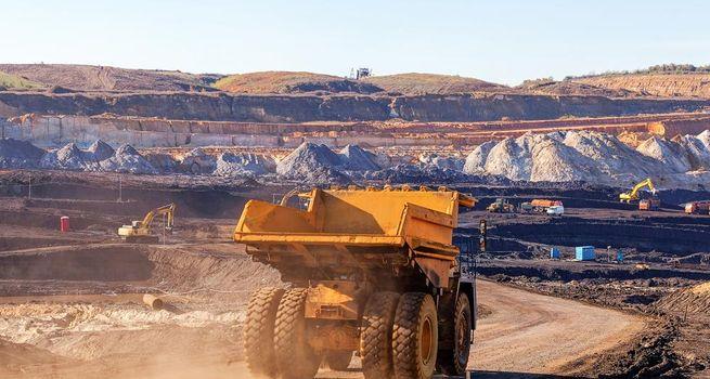 Alkane Resources (ASX:ALK) Shares Up 139% Yearly—Do Analyst Targets Still Indicate Upside?