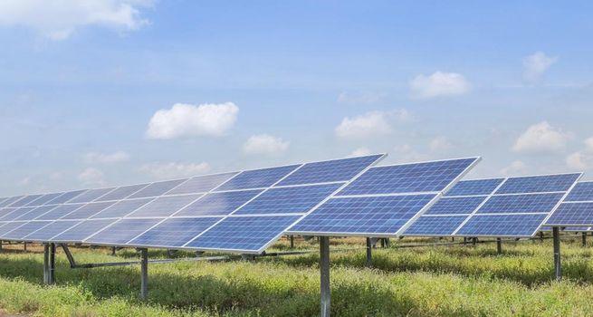 Lithium Universe Surges 41.7% on Solar Panel Recycling Tech Acquisition