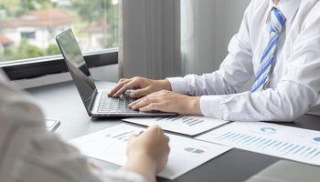 Why Gold-Investment Exposure Deserves a Closer Look at L1 Gold Fund (ASX:LGF) and Lion Selection (ASX:LSX) Beyond the S&P/ASX 200