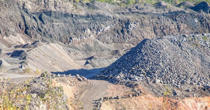 Are these 4 Penny Stocks available with Risks and Rewards - AJM, BAT, LCK, SHO