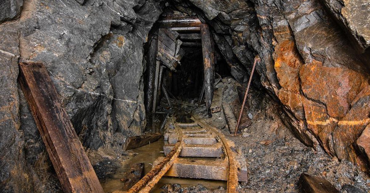 4 Speculative Stocks for the Month - SYR, NIC, MNS, GBR