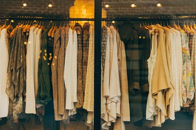 4 Consumer Discretionary Stocks Set to See a Relief Rally- LOV, BAP, MYR, MOZ