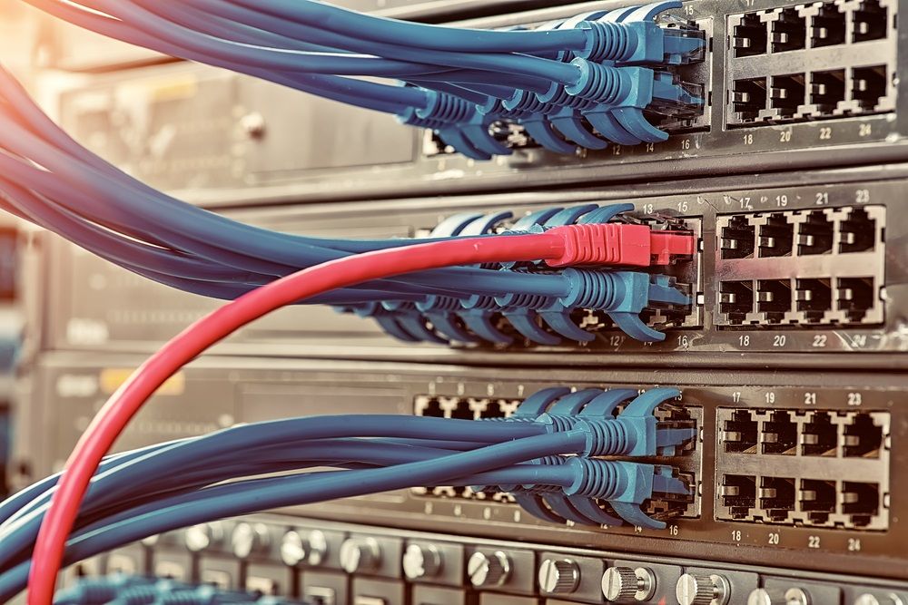 3 Communication Stocks to Hold in the Portfolio– CNU, SPK, MNF