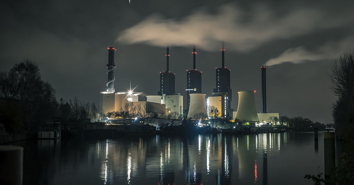 3 Energy Stocks to Buy or Hold– WOR, STO, NHC