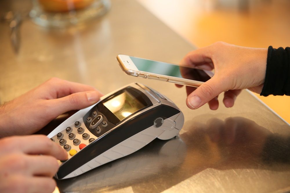 3 Fintech Stocks to Buy or Hold with Long-term Horizon – SZL, EML, TYR