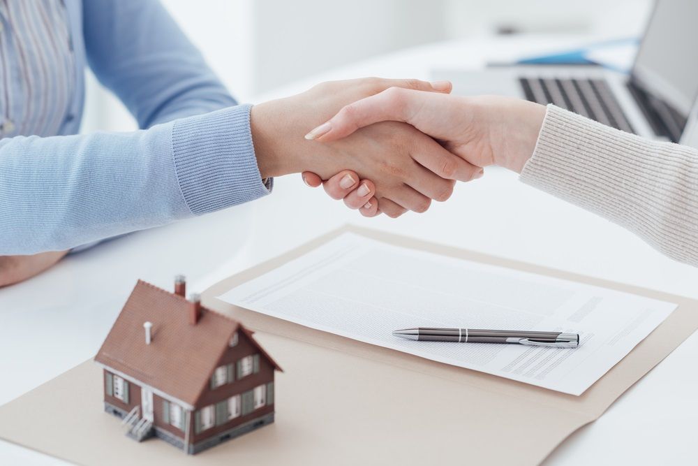 Are These Real Estate Stocks Worth a Look from Long-term Perspective - SCG, MEA