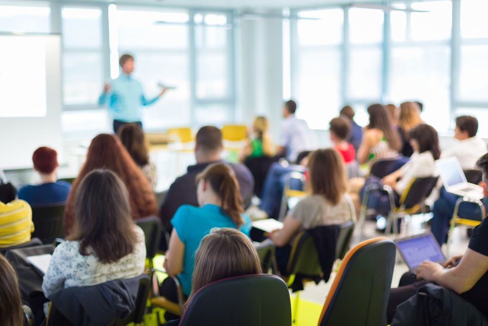 2 Education Related Stocks Worth a Buy or Hold- GEM, 3PL