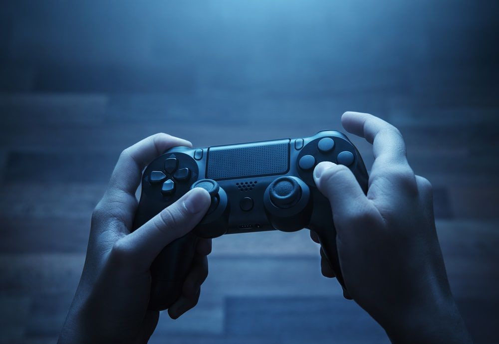 2 Speculative Media & Entertainment Stocks for Long-term Horizon- ESH, SPA