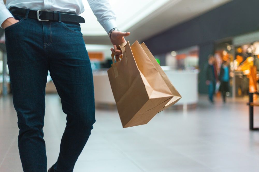 Two Small-cap Stocks from Retailing Space - AX1, KMD