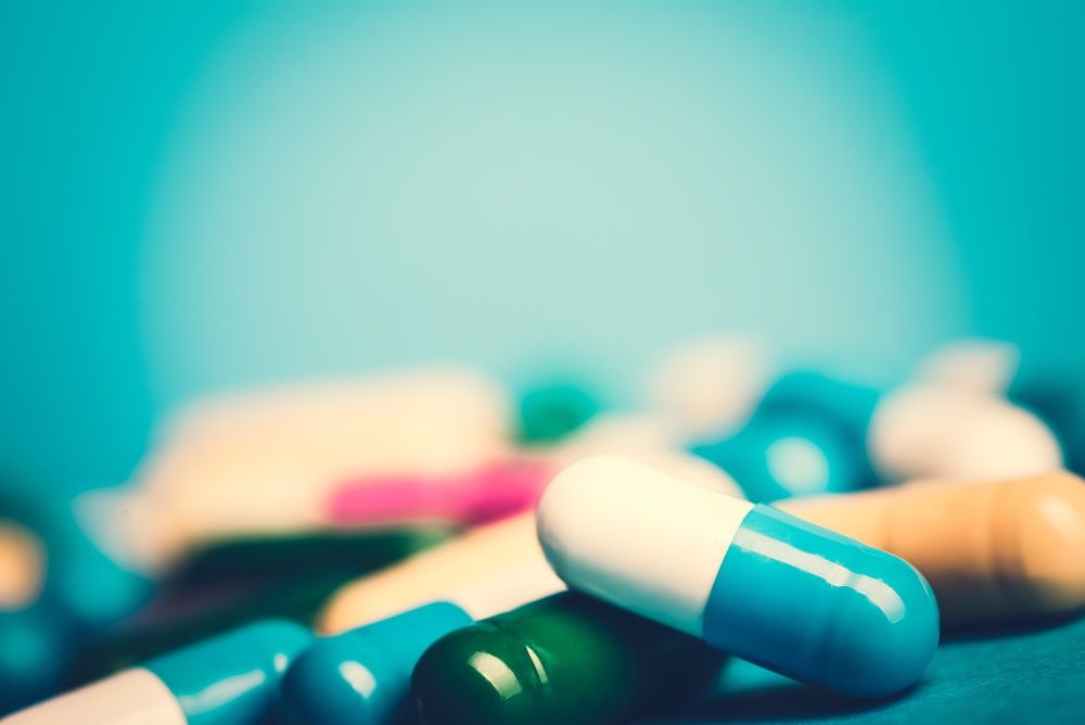 How are these two NASDAQ listed stocks performing: SESN and VTGN?