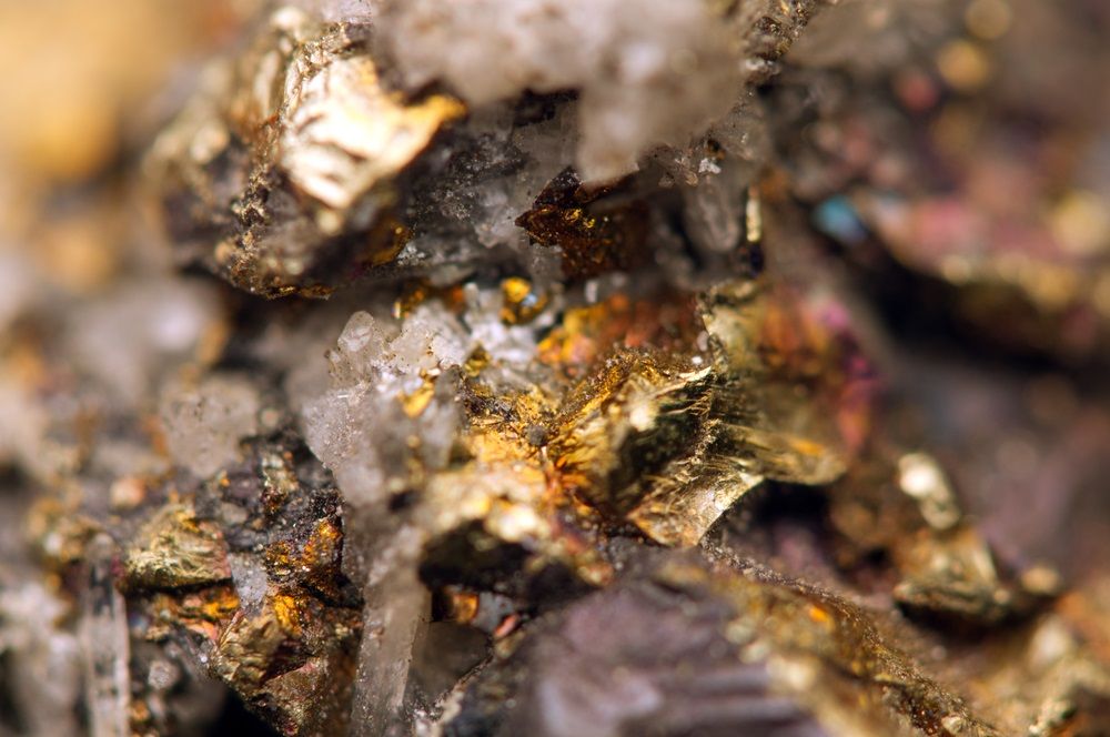 Buy, Hold 2 Small-cap Materials and Energy Stocks - DCN, BRU