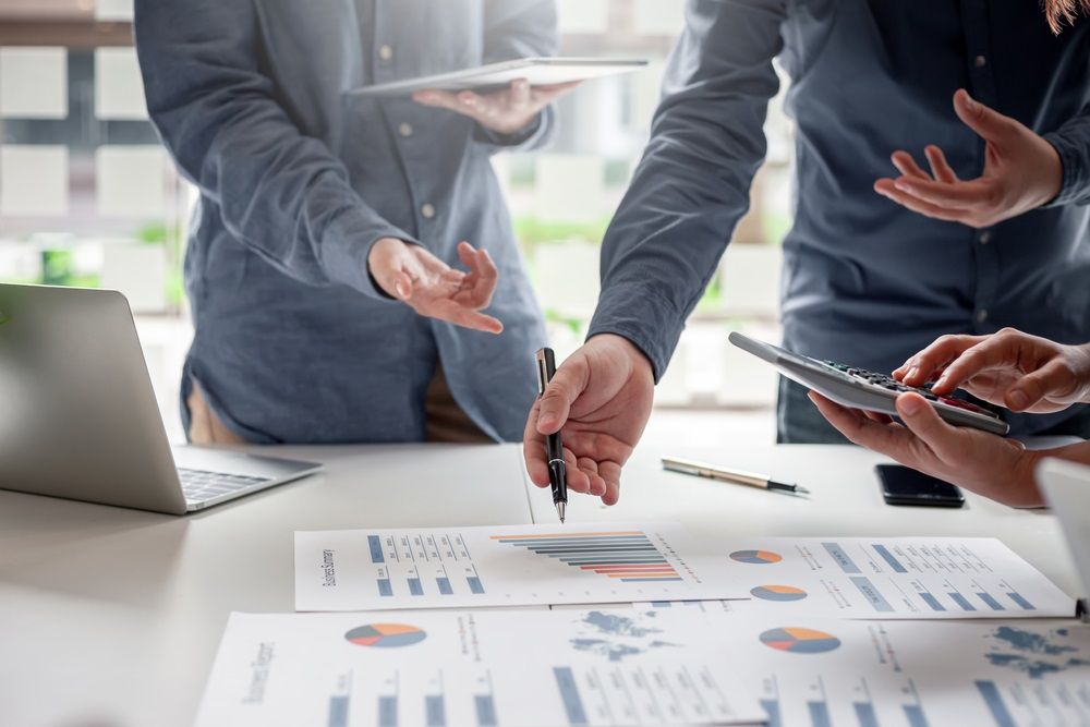 7 ASX Stocks under Investors’ Radar - ARG, SYD, KAI, VAR, DW8, LPI, AUN