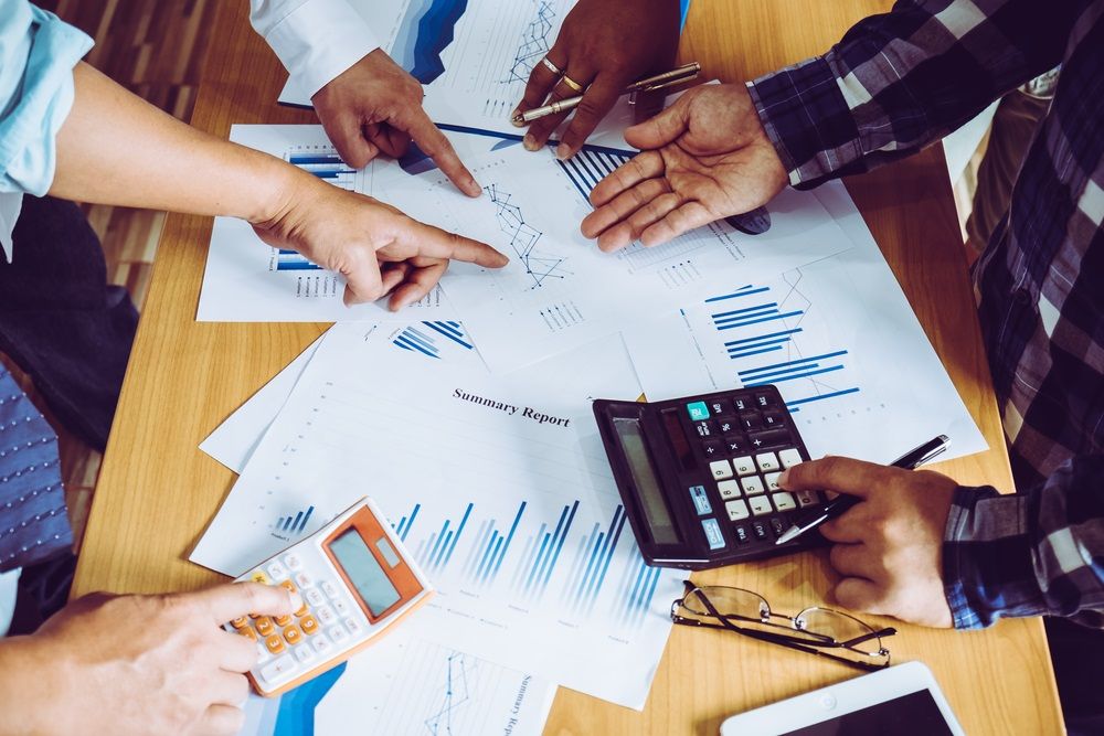 Technical Analysis Report - Is it Prudent to Hold this Financial Services Stock - FHN