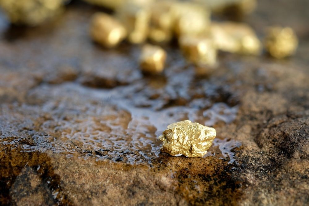 Should Investors Buy this Gold Stock Amid Volatility- AGG