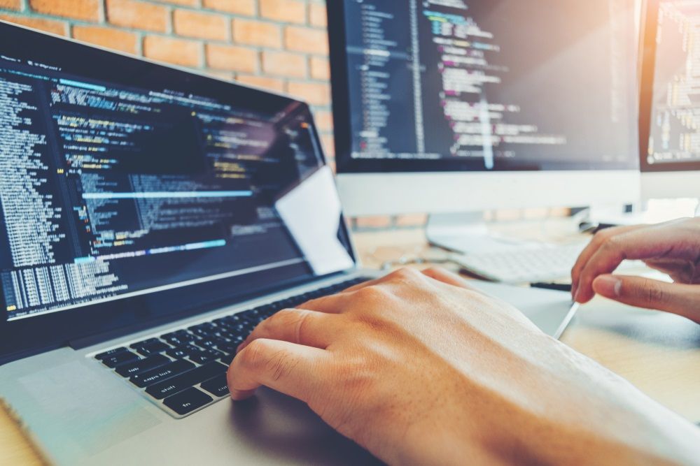 2 Stocks from Tech and Consumer Staple Space for Profit Booking – AV1, MCA