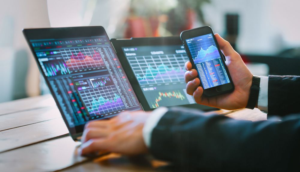 Top 5 Picks for December 2021- INTC, CL, UBER, GOLD, THO
