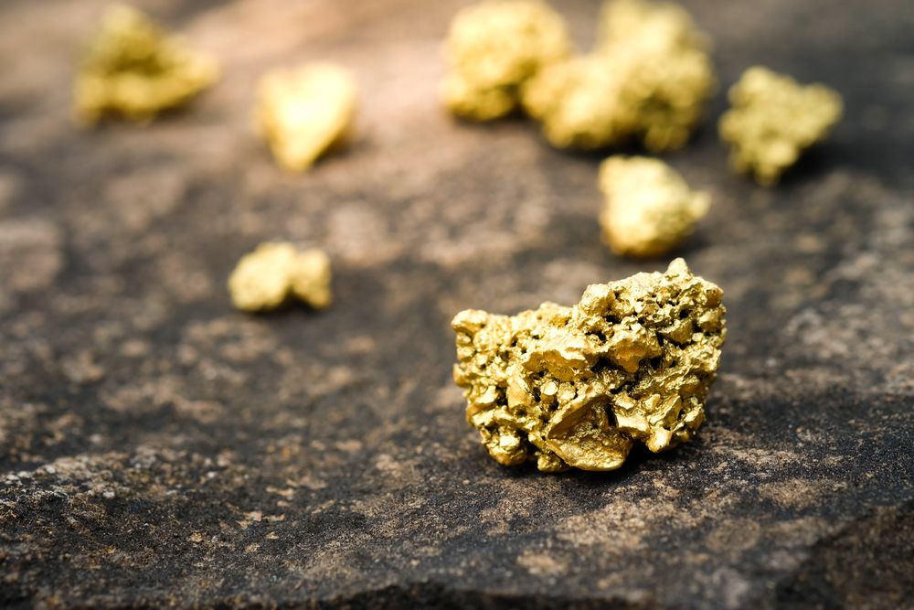 Fundamental Insights on these Gold Stocks- RSG, BTR