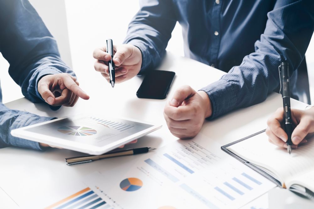 Speculative Bets on These US-Listed Small Caps – GOGO, RVP