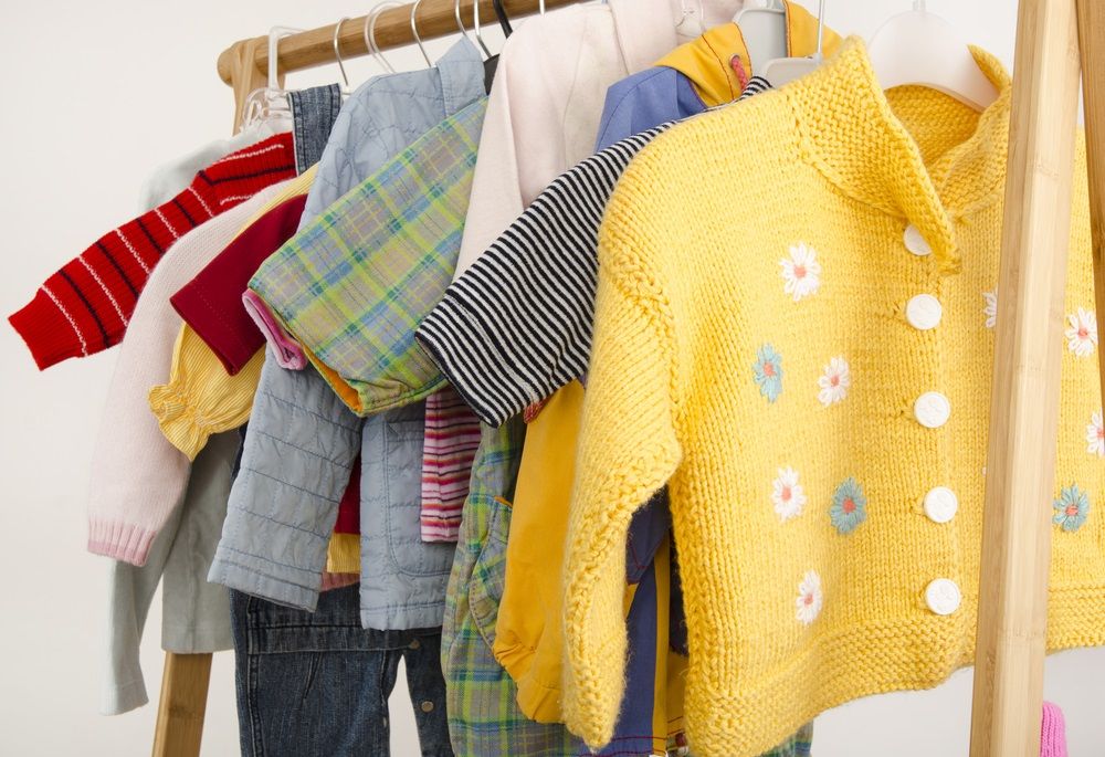 One Apparel Retailer to Invest in this Holiday Season – ANF