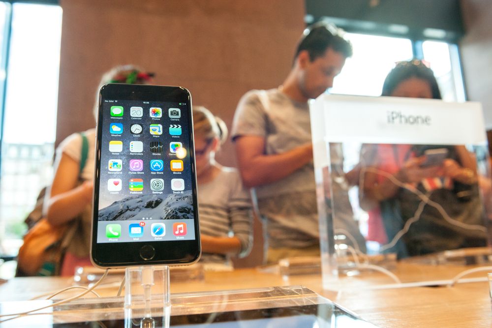 Book Profits on This NASDAQ-Listed IT Giant – APPL