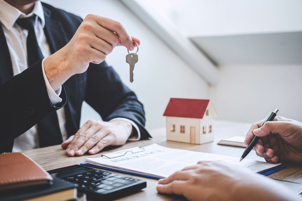 Keep an Eye on These NYSE-Listed Beaten-Down Stocks – UWMC, RMO