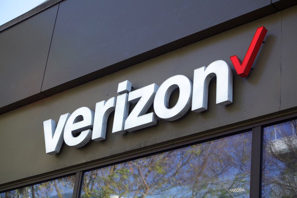 Buy Scenario on These NYSE-Listed Large Cap Stocks - VZ, GPN