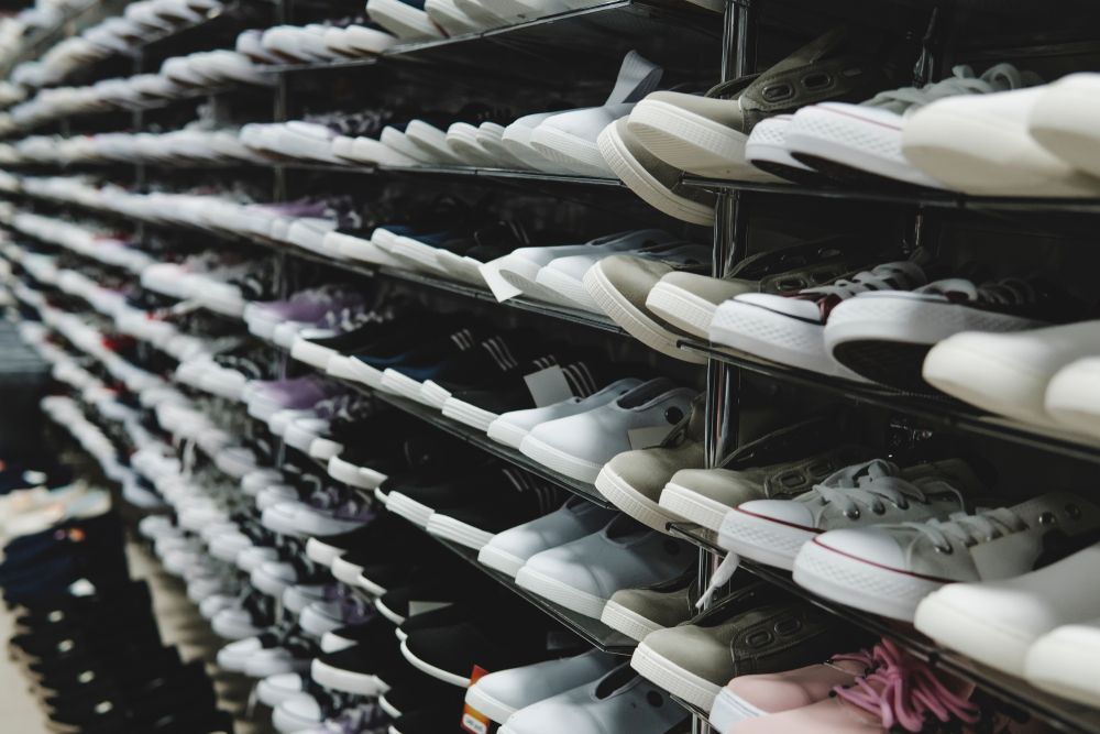 Should You Invest in This NYSE-Listed Footwear Stock– SKX