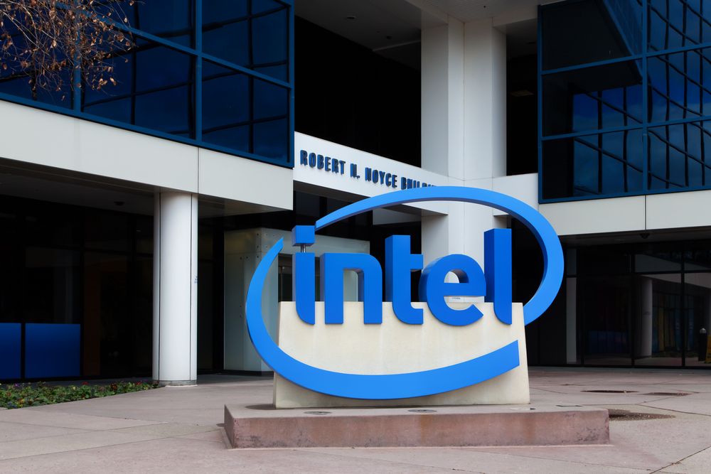 Stay Invested in This NASDAQ-Listed Semiconductor Stock– INTC