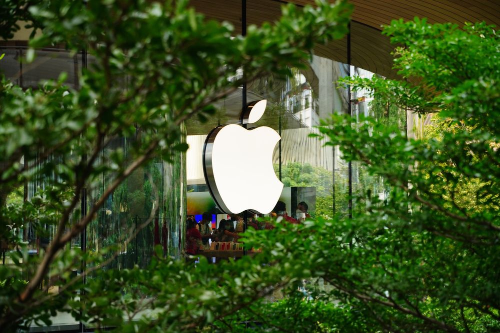 Consider Investing in This NASDAQ-Listed Technology Stock- AAPL