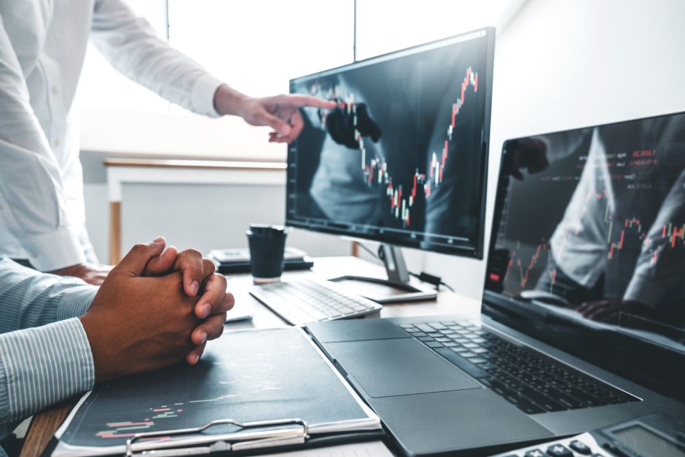 Should You Buy This NASDAQ-Listed Semiconductor Stock: Himax Technologies, Inc.