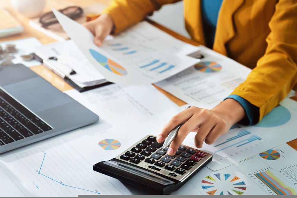 One Stock in the Asset Leasing Business to Consider for Profit Booking - MMS