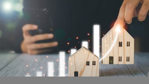 One Real Estate Stock Benefiting from Acquisition Synergies and Leasing Momentum- LLC