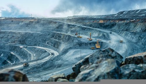 One Mineral Exploration Stock Trading Near Resistance Levels -EMC