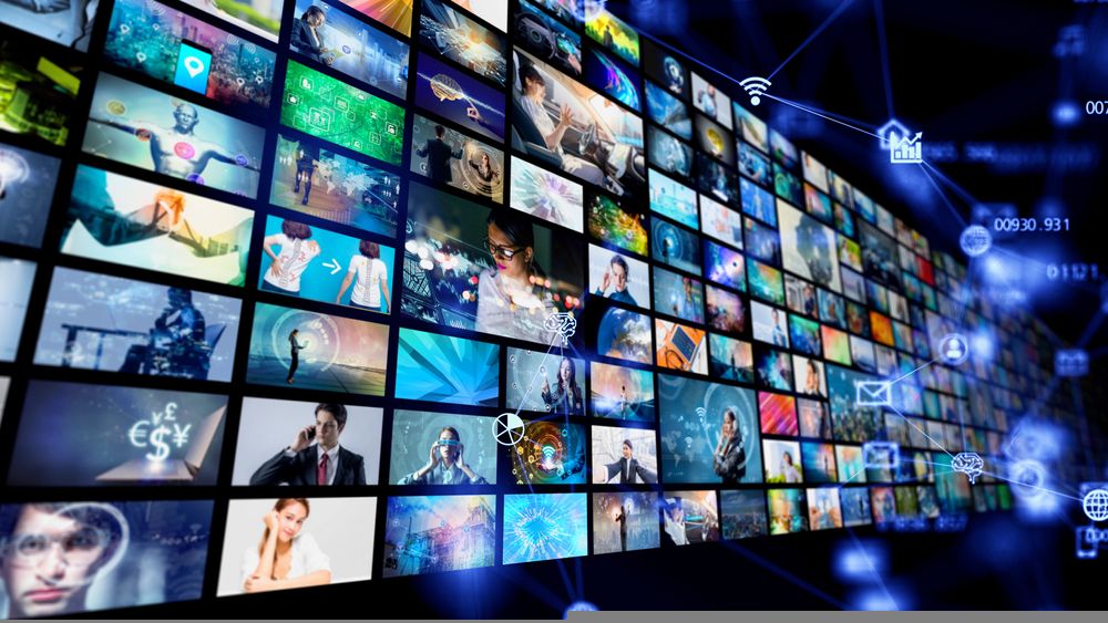 One NASDAQ – Listed Entertainment Stock at Resistance Levels: Roku Inc