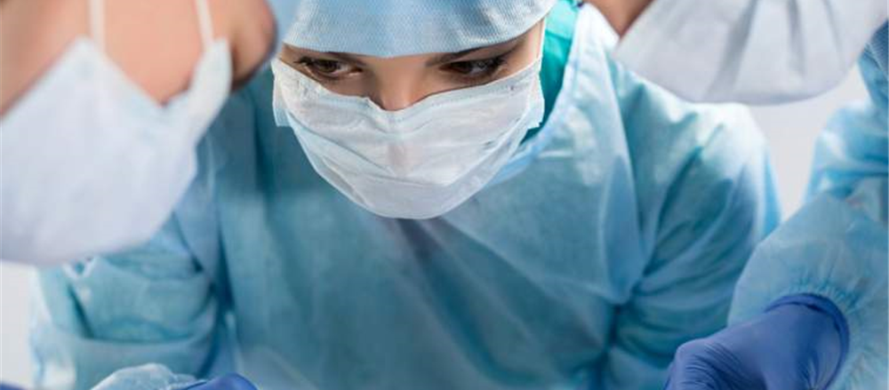 2 Healthcare Stocks - AVH, OSL