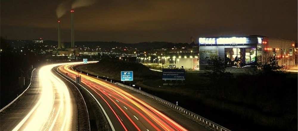 3 Blue-chip stocks that we like - TCL, NAB, MQG