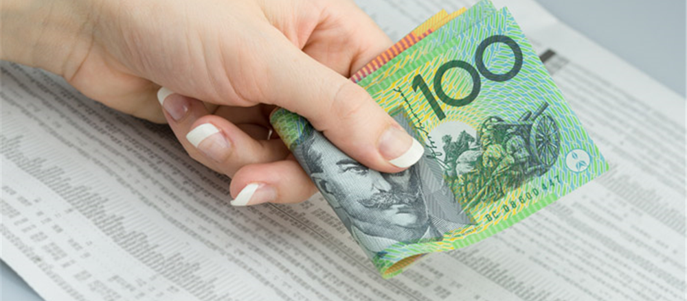 2 LIC Shares with decent dividends – MLT and WAX    