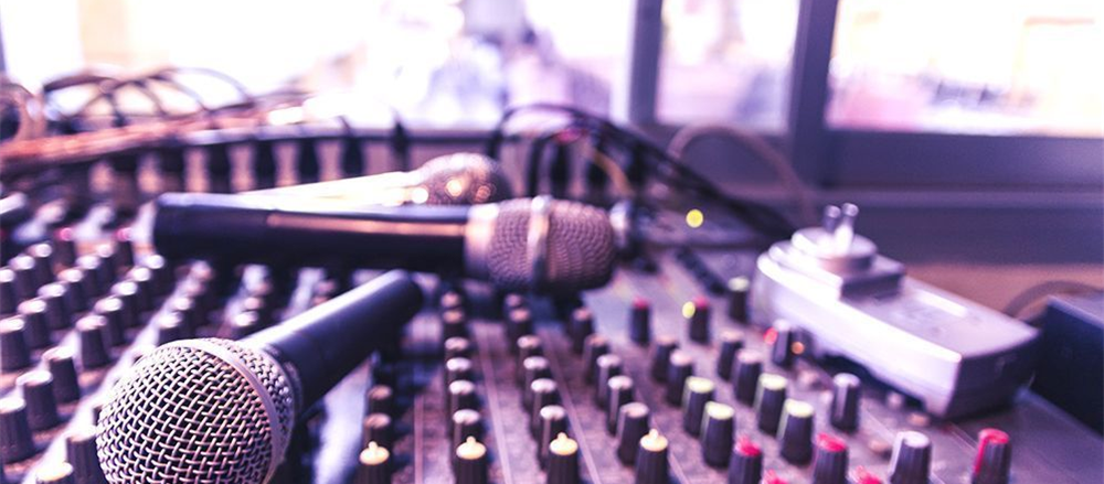 Needle on 3 Technology Stocks- AD8, APX, WTC