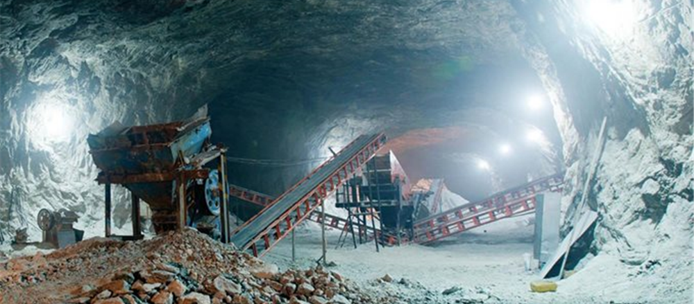 2 High-momentum Resources Stocks - Syrah Resources and Mineral Resources