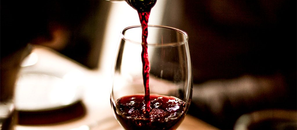 2 Stocks to benefit from rising Australian wine exports – AVG and TWE  