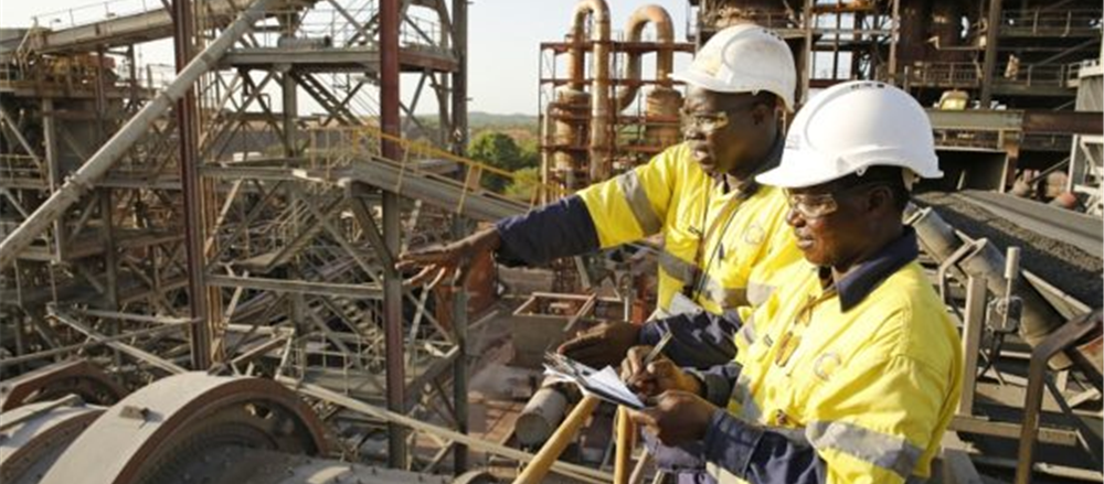 4 Gold Stocks up on the ASX radar- RSG, SAR, EVN, SBM