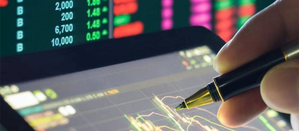 4 Small-cap LIC stocks to watch – TOP, BTI, NSC and CYA