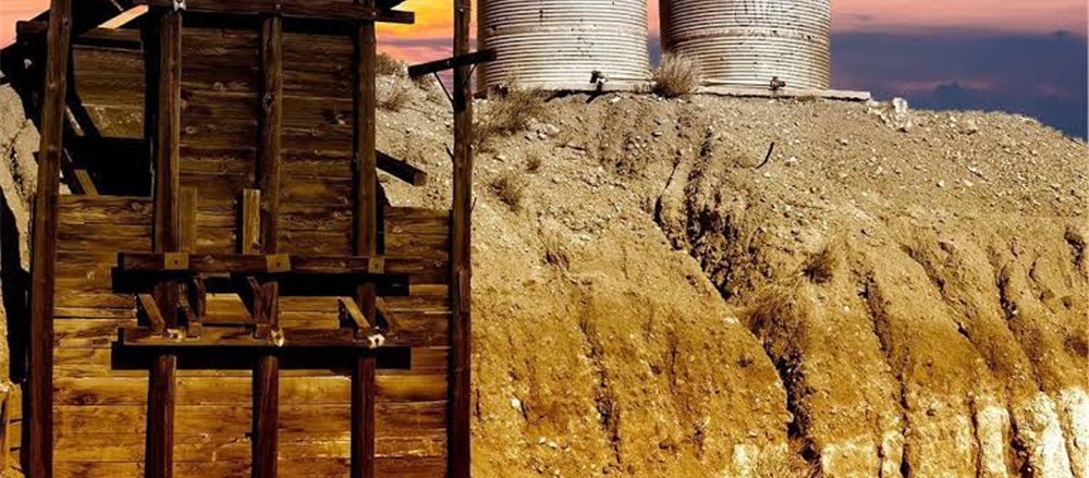 2 Resources Stocks in Gold Space - OGC, DCN